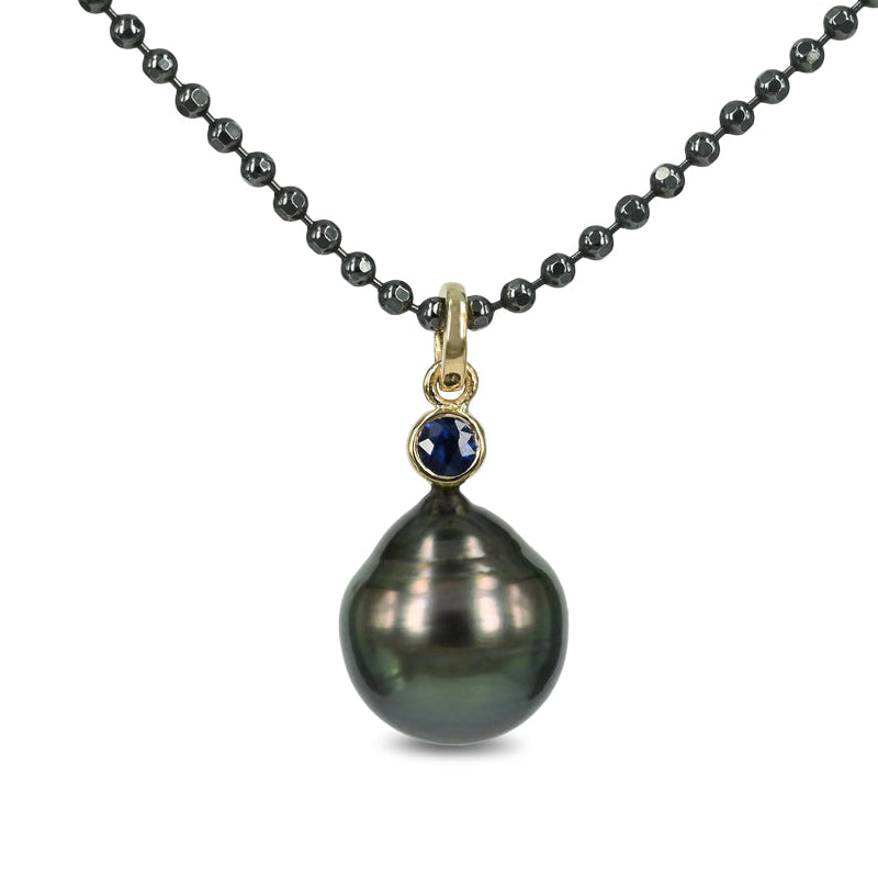 One of a kind - 14 kt. Guld vedhæng med Tahiti perle & Safir