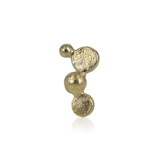 14 kt ørestikker med fine skiver og bobler, det legende design gør øreringene feminine og fortryllende.