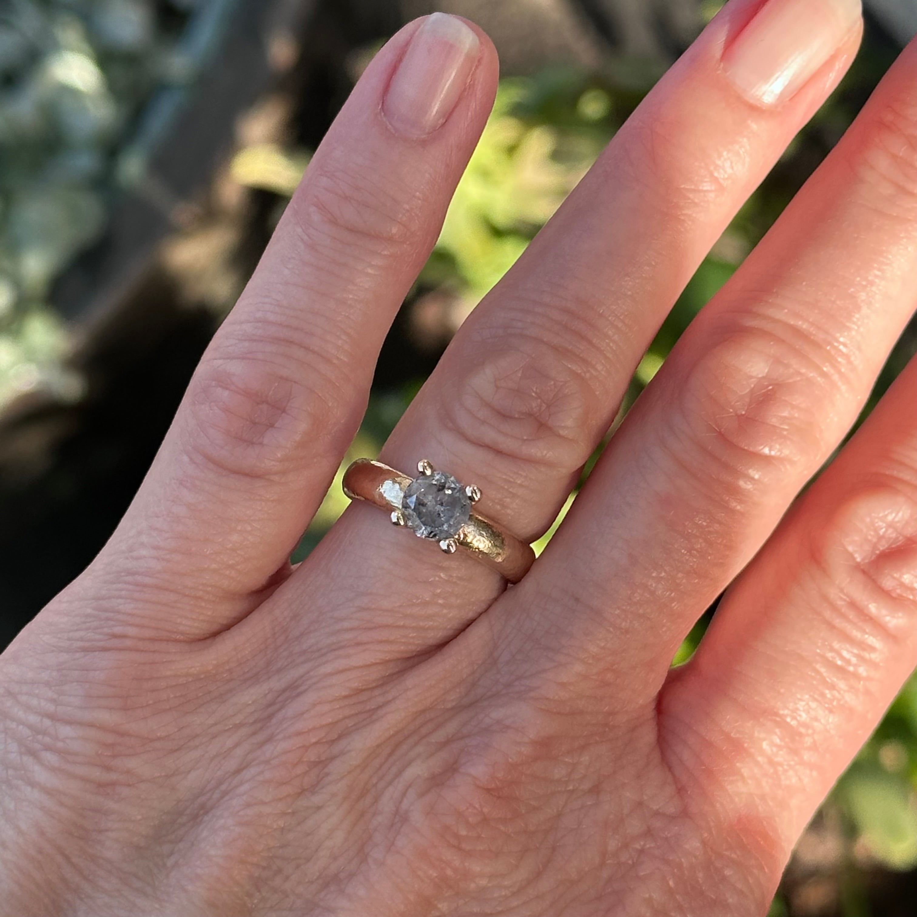 Unique Treasure - Diamantring 1,0 ct. Salt ´n Pepper