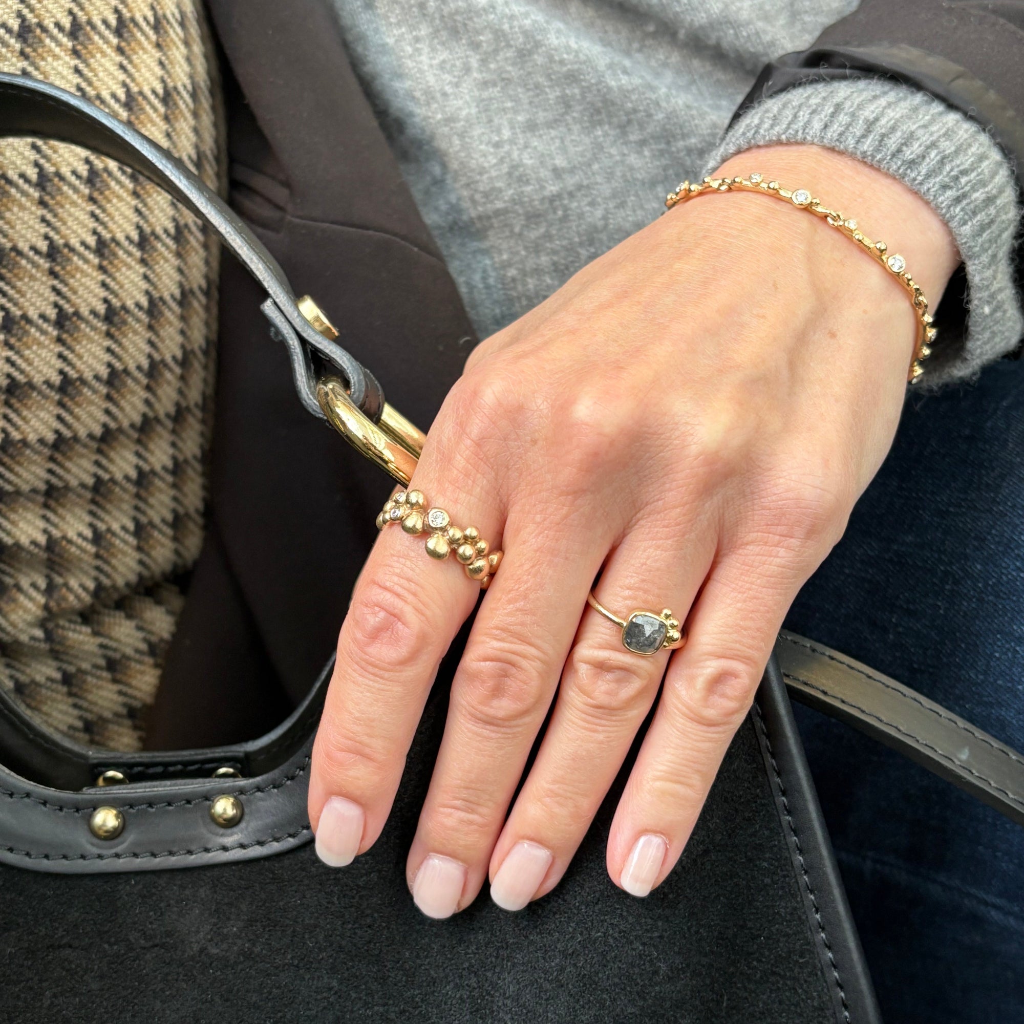 One of a kind - 14 kt. Guldring med diamant