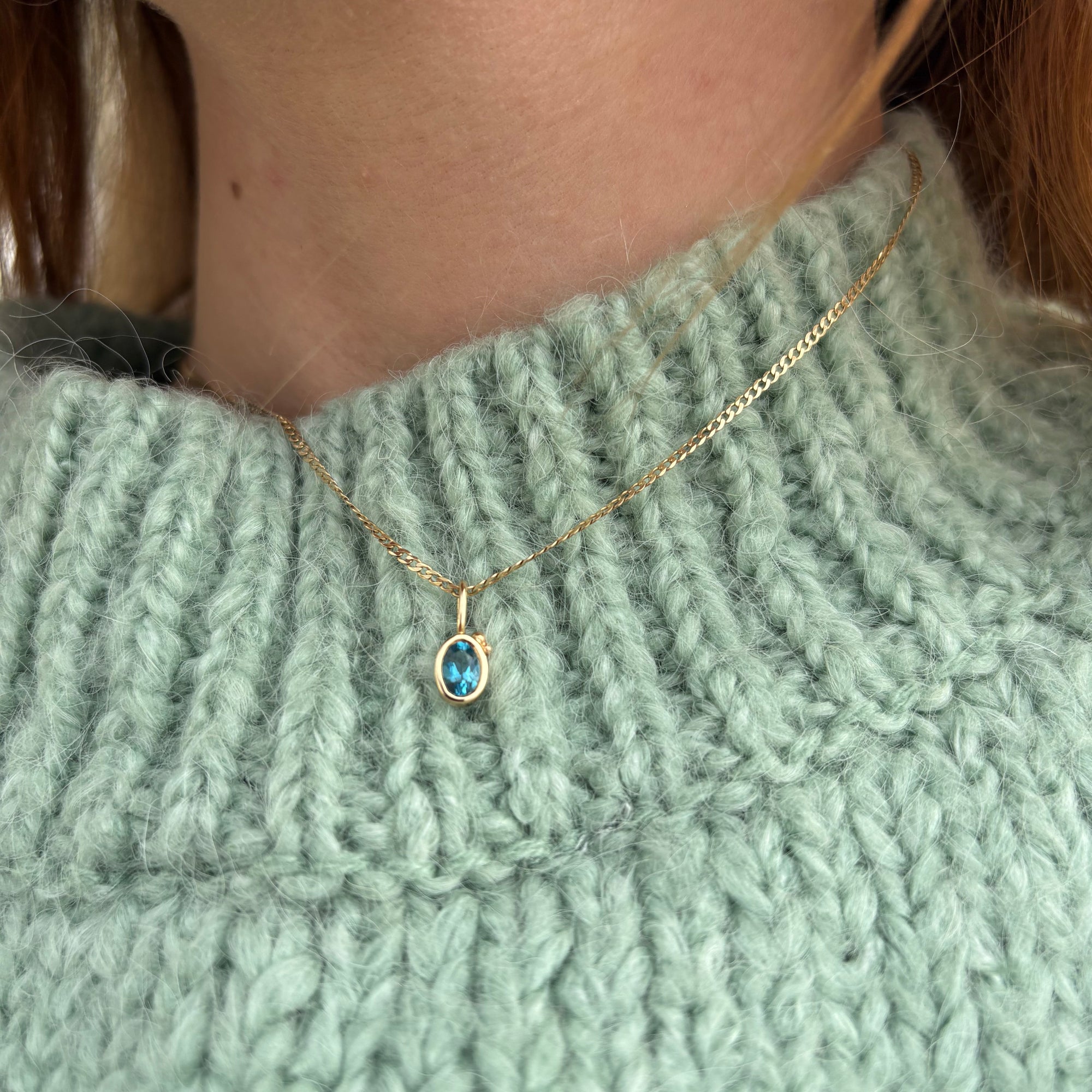 One of a kind - Smukt vedhæng med Topas