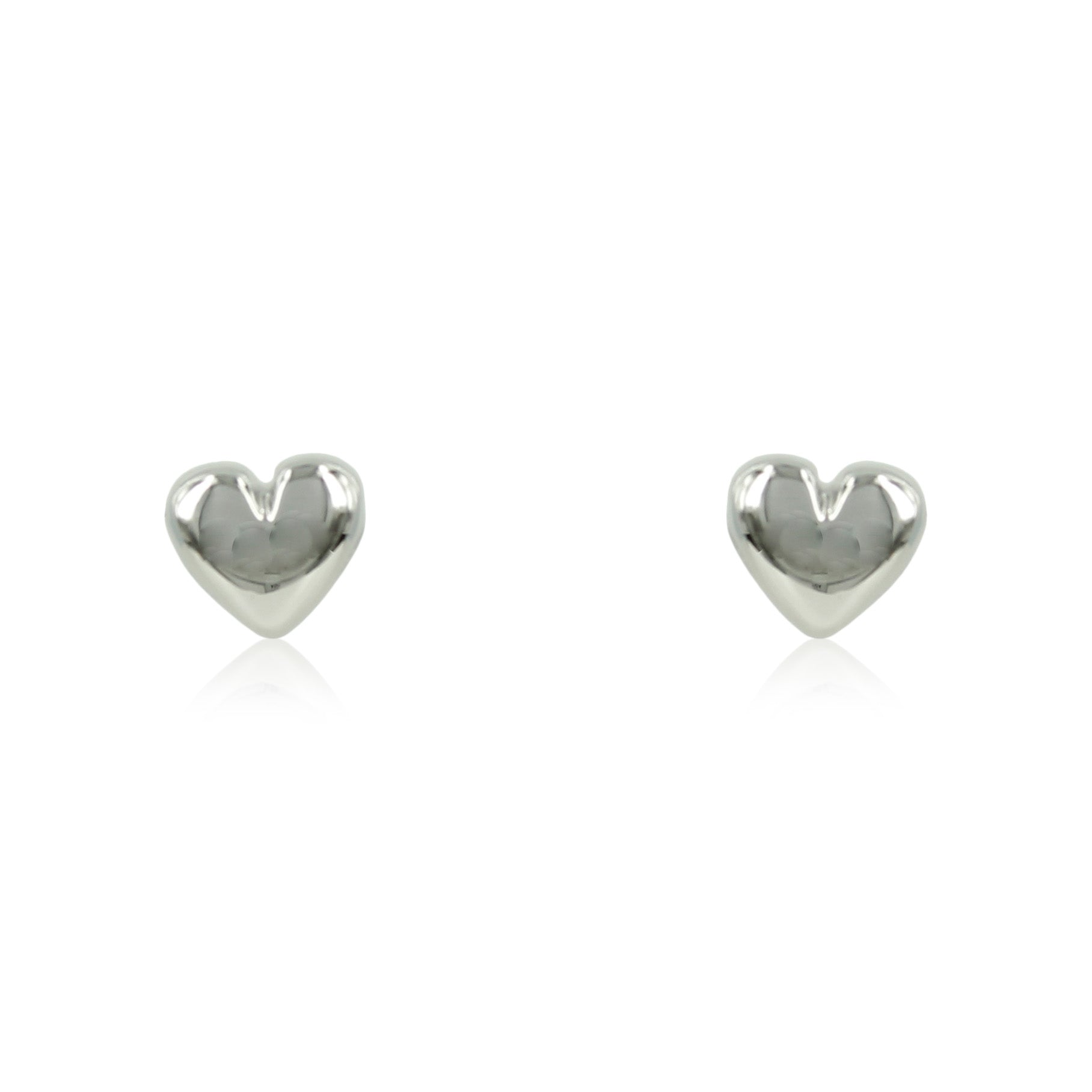 3. Love - Et symbol på ægte kærlighed. 14 kt. hvidguld ørestikker udformet som fine kærligheds hjerter, øreringene kan også bærers med perle pynt. Kærlighed har ingen grænser, ingen krav, kærlighed er dyb respekt og hengivenhed.
