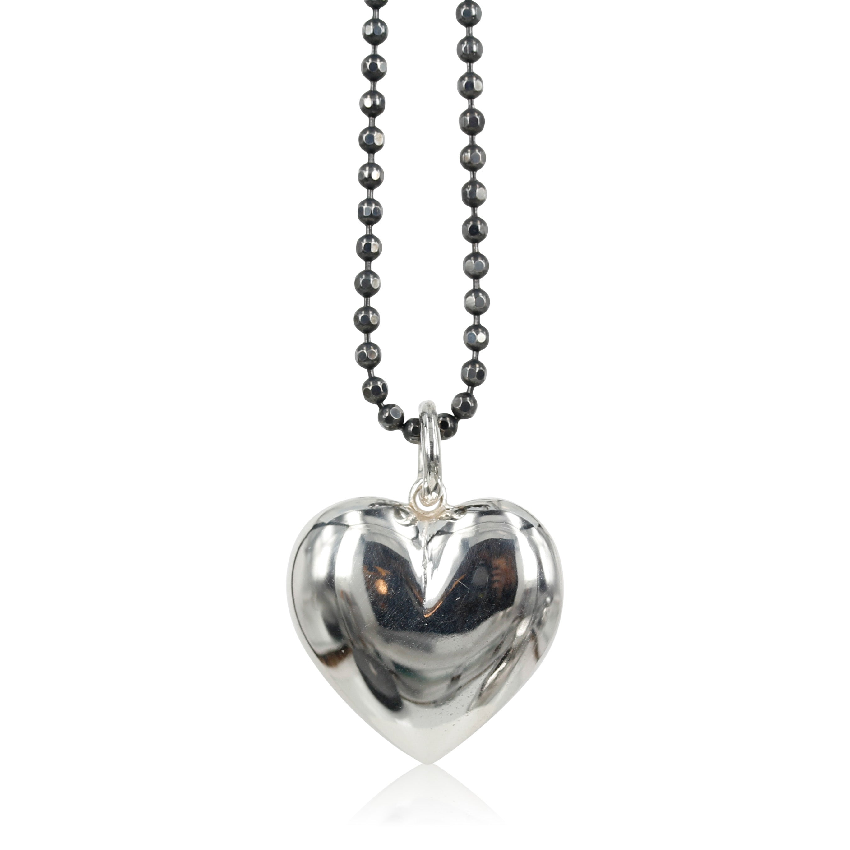 02069-S.     Love - Sølv vedhæng hjerte