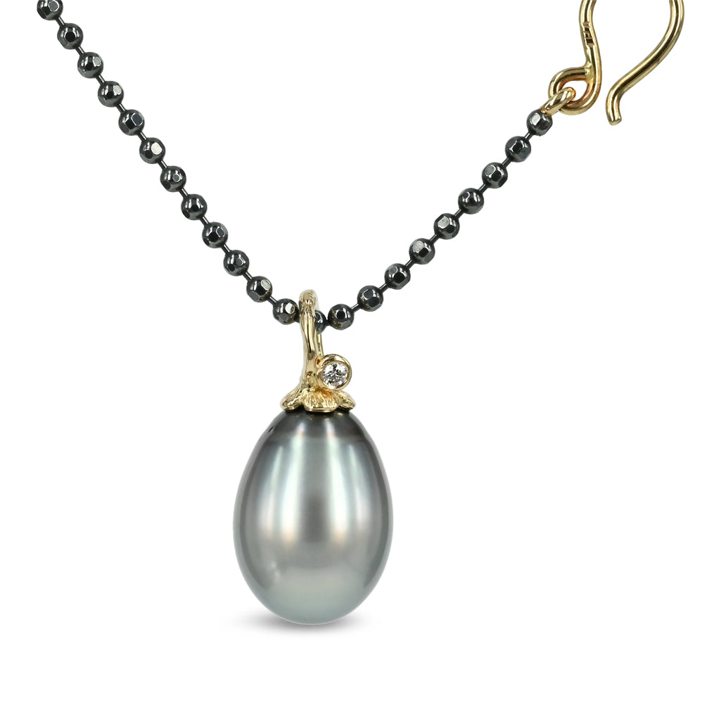 One of a kind - 14 kt. Guld vedhæng med Tahitiperle og diamant