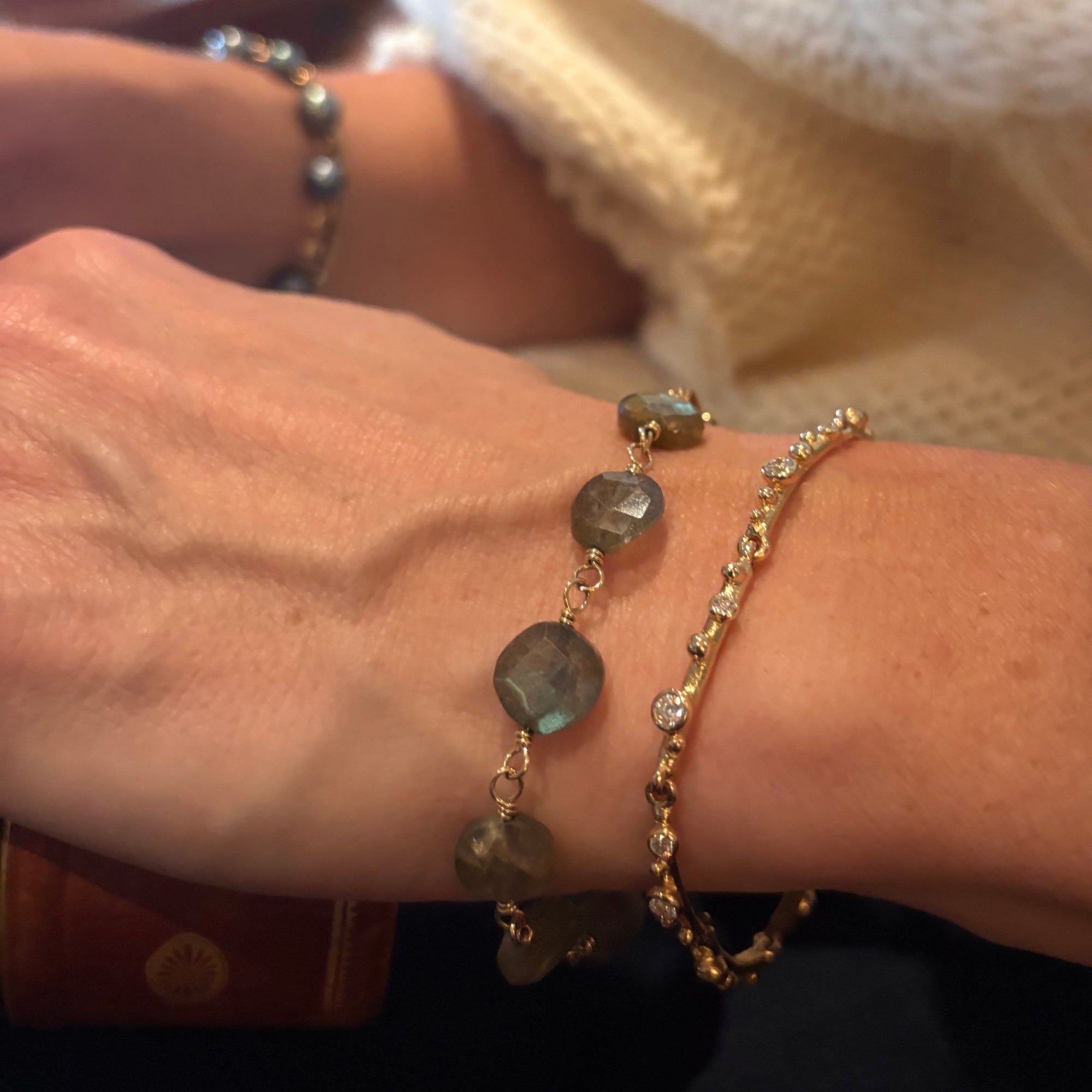 One of a kind - Eksklusivt armbånd med Labradorite - 14 kt. guld