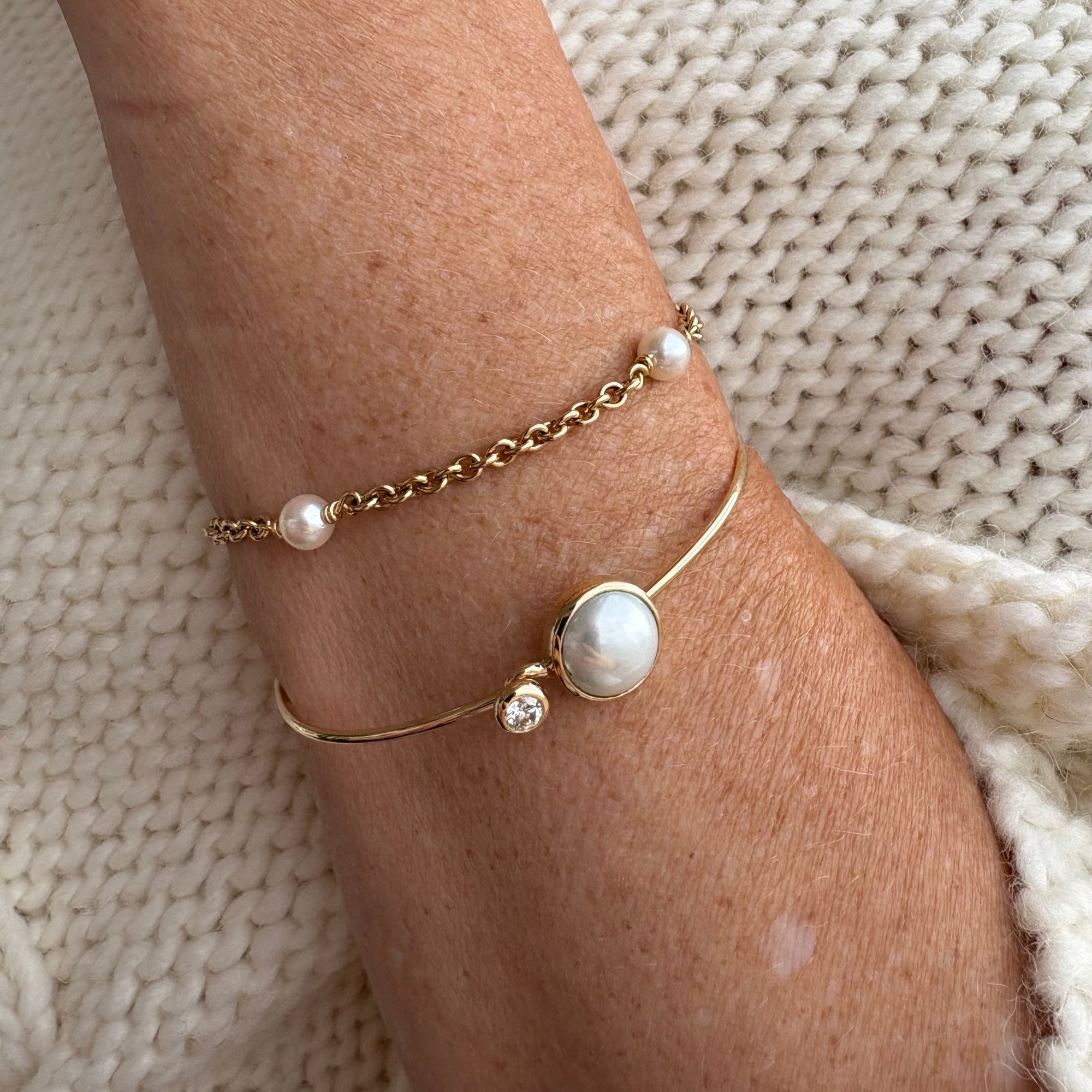 One of a Kind - Armring i 14 kt. guld Perle & Diamant