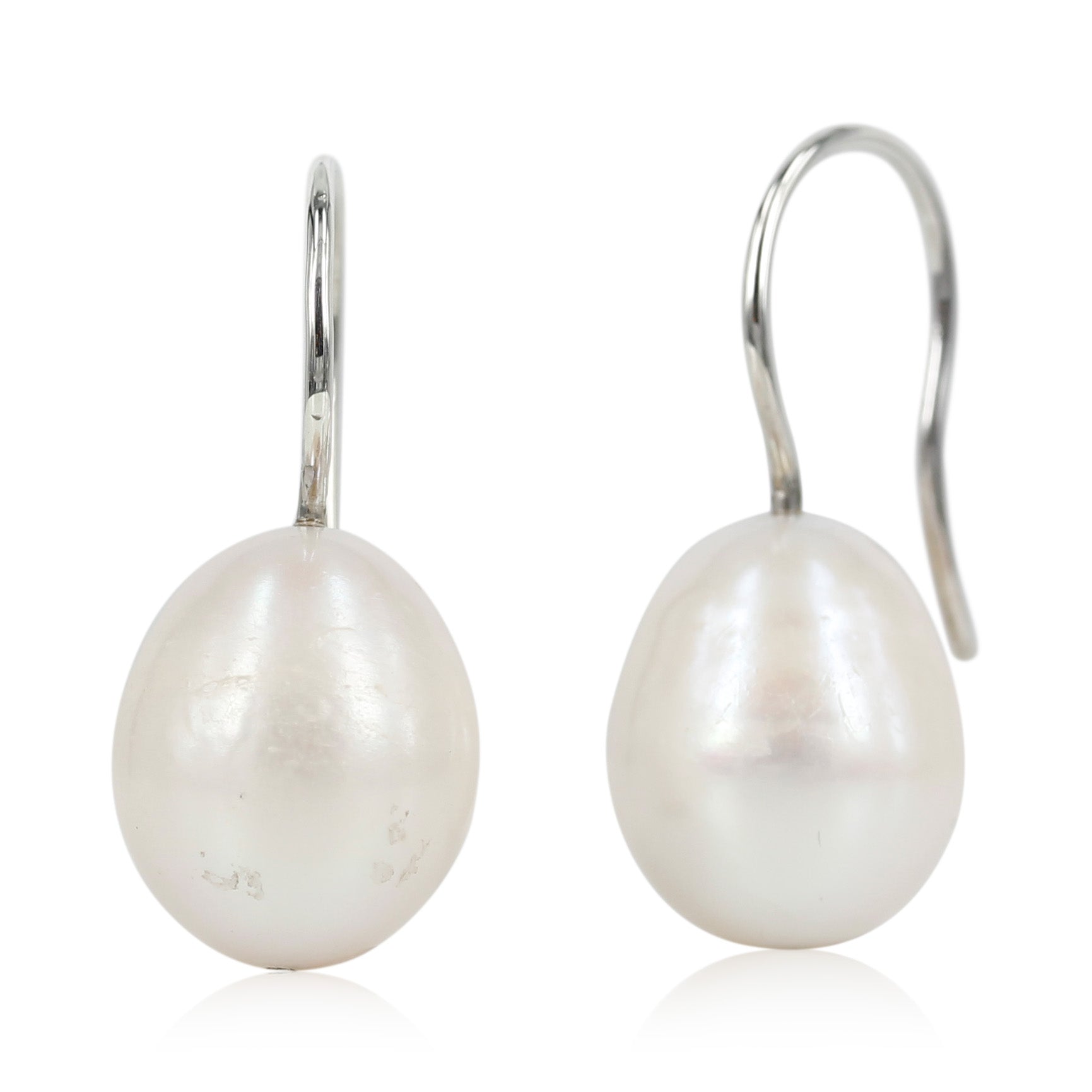 05-036 - Sølv øreringe med hvide perler