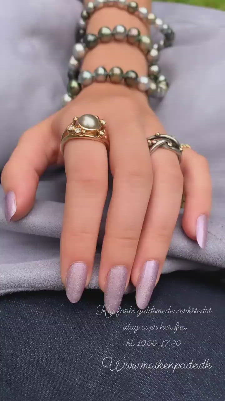 video - Infinity - Smuk sølvring med diamanter